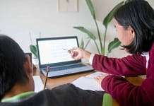 Why do students like to study online? Why do students like to study online